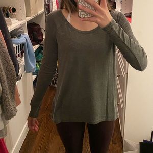 z supply grey long sleeve top